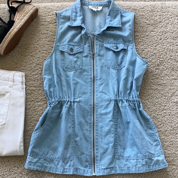 Jack BB Dakota Chambray Vest - Picture 2 of 6